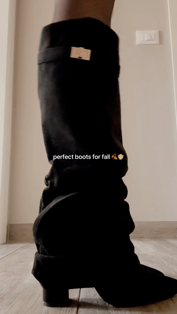 Bella Léa Shark Tall Boot Slouchy Design mattschwarz