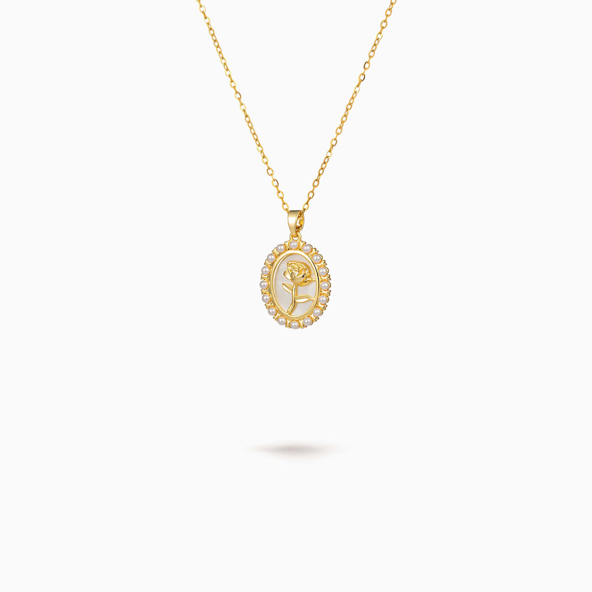 Elegante VILMARIE Rose de Perles Halskette aus hochwertigem Edelstahl