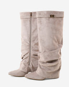 Lavista Slouchy Suede Kniehohe Stiefel Taupe mit Absatz