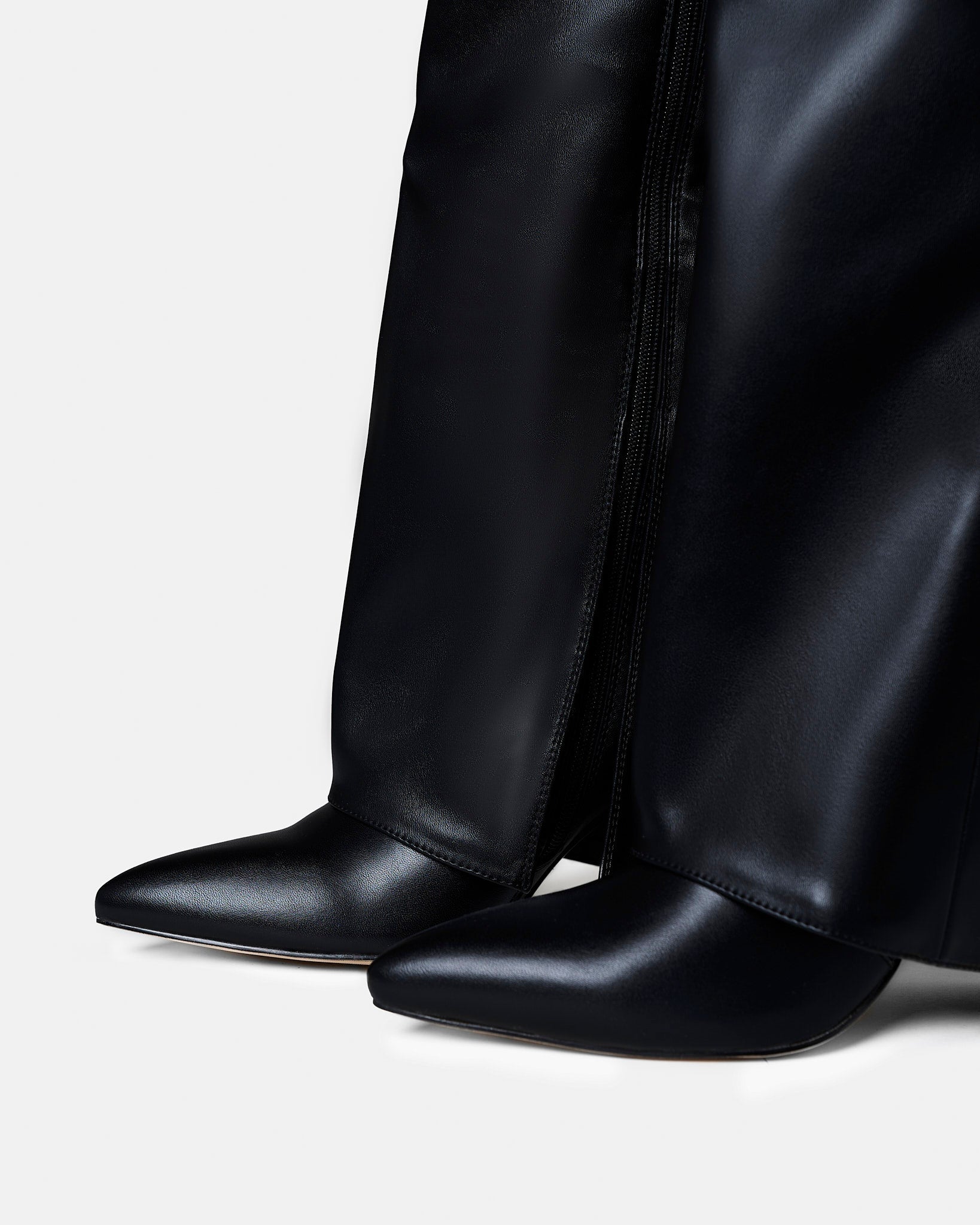 Lavista Suede Kniehohe Stiefel Schwarz