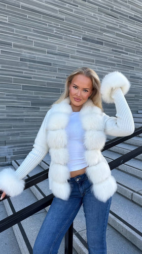 Eleganter Damen Strick-Cardigan mit luxuriösem Kunstfell, Taillengürtel & Feinstrick