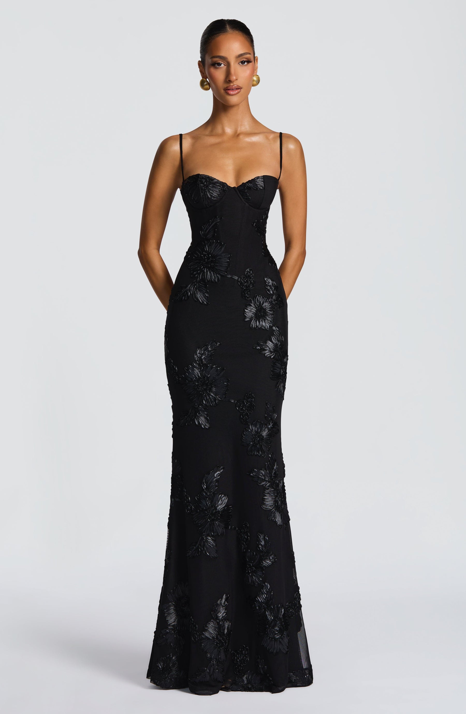 https://cdn.shopify.com/s/files/1/2060/7491/files/nefertiti-maxi-dress-black-dress-babyboo-fashion-1176251068.jpg?v=1756292396