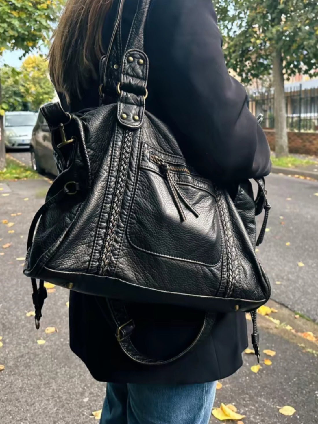 SOERA Tanja Schultertasche Damen aus veganem Leder in Schwarz
