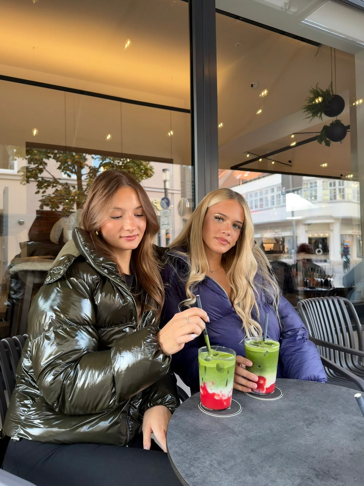 Premium Pufferjacke - olivegrün